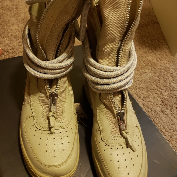 W SF AF1 HI - Picture 2 of 2